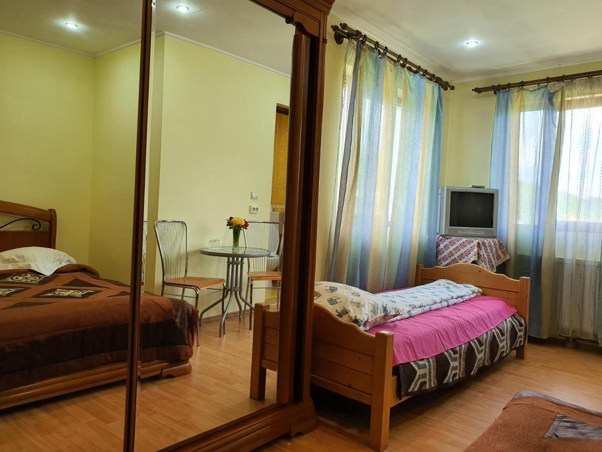 Casa Carpati Daire Zărneşti Dış mekan fotoğraf